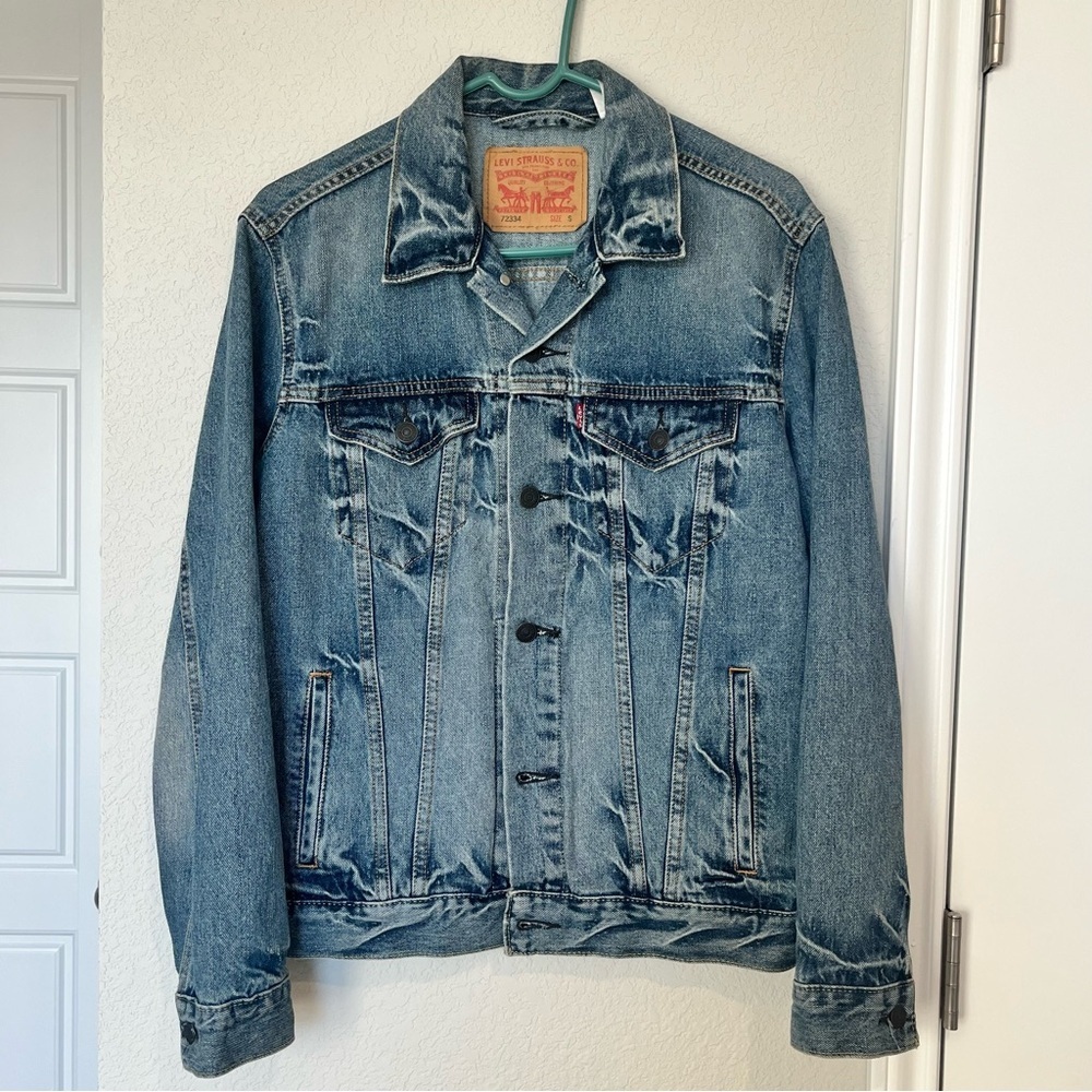 Levi’s Men’s Denim Jacket Size Small